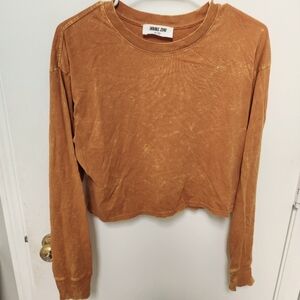 Cropped long sleeve